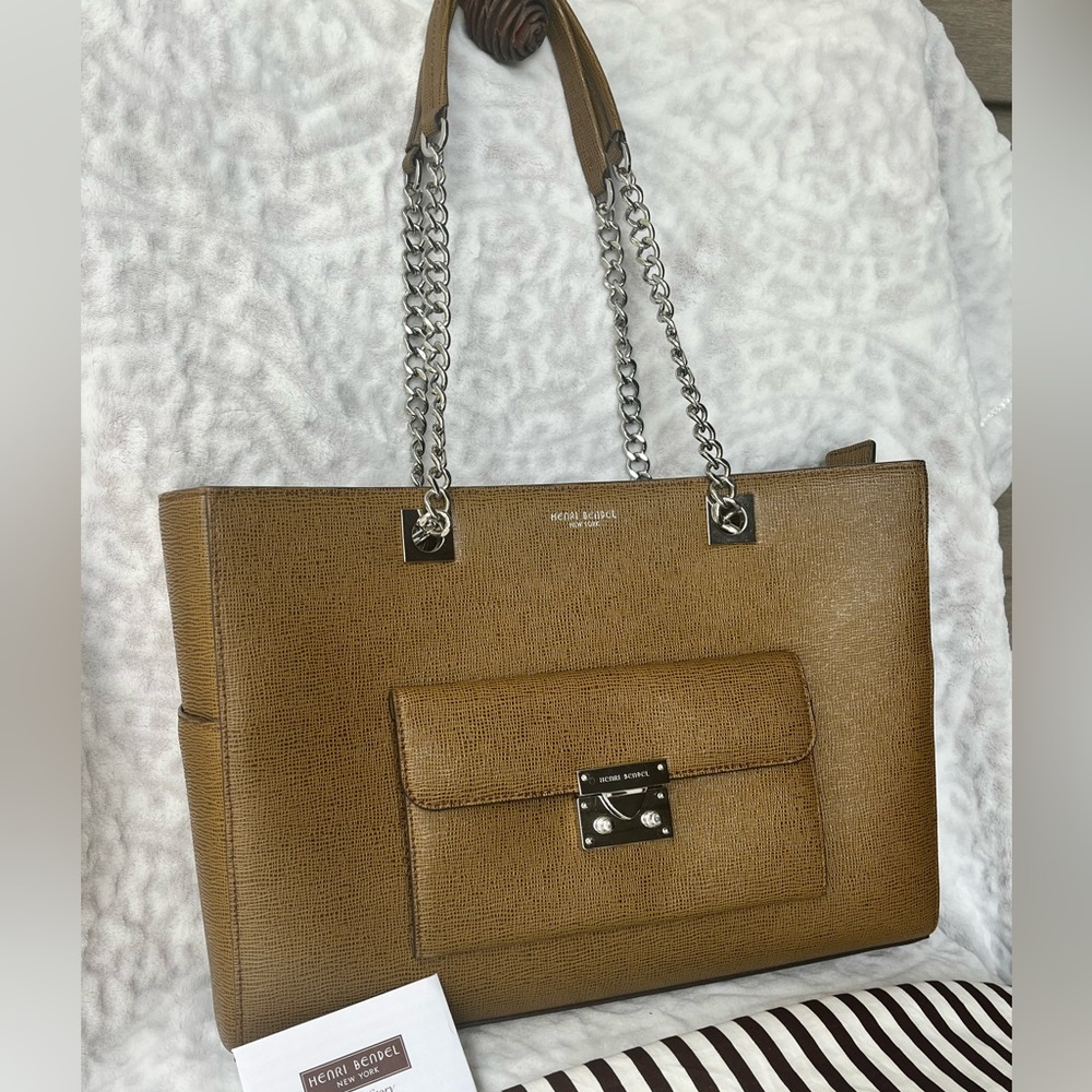 Henri Bendel Waldorf Chain Tote with West 57th Snap Wallet